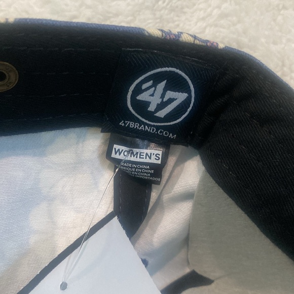 47 Oregon Ducks, Big  Ten  Women’s Primrose Floral Hat, Adjustable - Picture 6 of 7